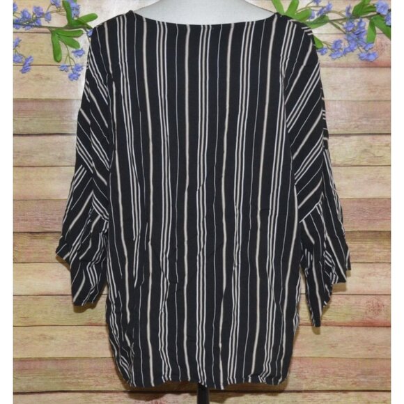Maurices Black Button Front V-Neck 3/4 Sleeve Striped Blouse Top Size 2X - Picture 7 of 11